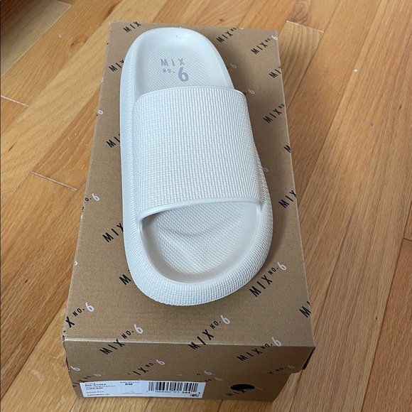 NWT Mix No 6 Syma Slide Sandal cream size 8M - Picture 3 of 7